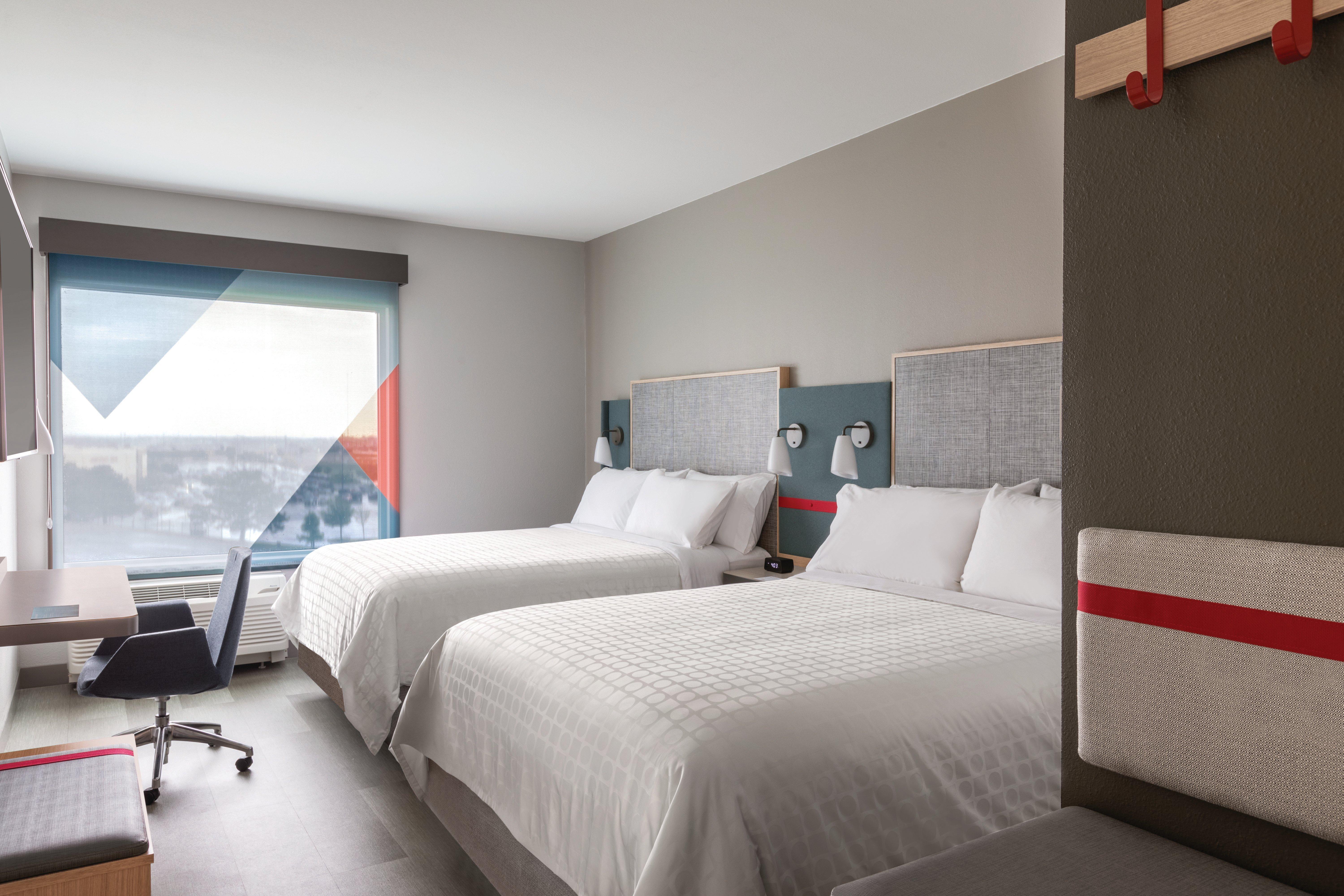 Avid Hotel - Staunton By Ihg Екстериор снимка